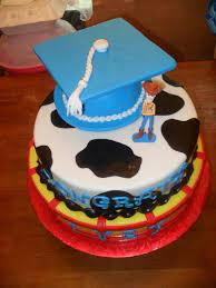 172 Best Images About Cakes Graduation On Pinterest Square Cakes  gambar png