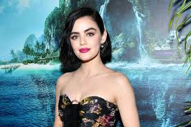 Music, lucy hale style, outfits, clothes and latest photos. Lucy Hale Starportrat News Bilder Gala De