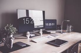 minimalist-home-office-workspace-desk-setup - Bear Hug Hospitality gambar png