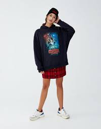 Amazon's choice for stranger things hoodie for girls. Netflix Stranger Things Hoodie From Pull And Bear On 21 Buttons