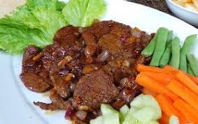 Masakan daging sapi bumbu rendang enak ini mempunyai cita rasa yang enak dan di sukai oleh anak anak maupun para orang tua. Resep Bistik Daging Sapi Sederhana Resep Bistik Daging Sapi Daging Giling Bistik Ayam Aneka Resep Masakan Bi Resep Daging Resep Masakan Resep Masakan Indonesia