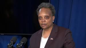 Chicago cubs fans let loose a series of loud boos when mayor lori lightfoot's name was mentioned over the team's public address system. All Chicagoans To Be Eligible For Covid 19 Vaccine April 19 Lightfoot Chicago News Wttw