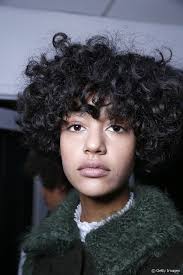 Androgynous haircuts are growing in popularity these days. Androgynous Male Models Curly Hair Hd Modello
