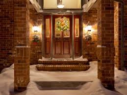the many benefits of a front door glass