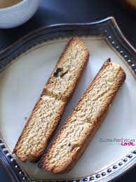 Beat together the eggs, vanilla, swerve, and stevia with an electric mixer until frothy. Cherry Almond Biscotti Recipe