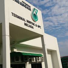 Operates in the processing of sweet crude and condensates into petroleum products and feedstock. Petronas Penapisan Melaka Plant