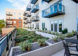 The best video available discussing the 10 things you must know about moving to chicago illinois. Chicago Apartments Achieve Leed Gold