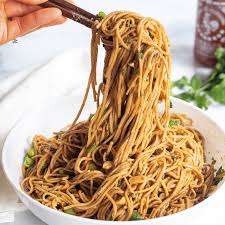 10 minute peanut noodles served from
