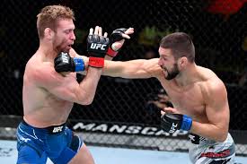 Gastelum onlydailymotion hdok fhddailymotion backup ok fhdprelimsmain card. Ufc Vegas 23 Video Mateusz Gamrot Crushes Scott Holtzman With Brutal Right Hand To Earn Second Round Knockout Mma Fighting