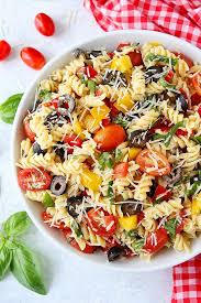 Pasta salad with tuna, capers & balsamic dressing. Easy Pasta Salad