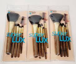 super lux wood look makeup brush set