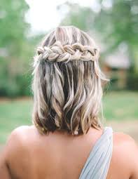 Simple half up hairstyle for mid length hair. 50 Stunning Wedding Hairstyles That Are Perfect For Short Hair Ecemella