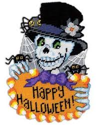 Find free plastic canvas patterns here. Plastic Canvas Witch Treat Holder Halloween Plastic Canvas Pattern Or Kit Needlecrafts Yarn