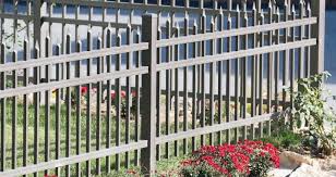 the hottest modern fence designs for 2023