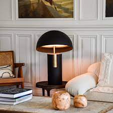 Grande Alto Table Lamp By Jaune Fabrique