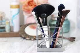 my 6 ride or makeup brushes