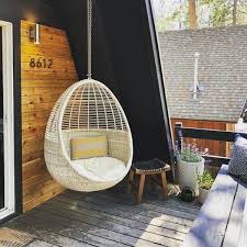 Pod Hanging Outdoor Patio Chair