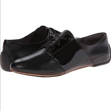 Tsubo Rhiannon Patent Leather Lace Oxford Shoe 41
