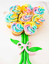 easy rainbow cupcake flower bouquet