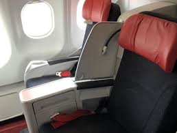 Over the other side passengers can enjoy the new red lounge that has decent food and beer available for rm15. Airasia Flight Review Premium Flatbed Hot Seats Quiet Zone Economy Escape Com Au