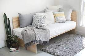 Diy Daybed Beds For Small Spaces