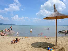 For your search query balaton strand mp3 we have found 1000000 songs matching your query but now we recommend you to download first result kaposwarning hd napfény strand balatonlelle. Der Helikon Strand West Balaton Hu