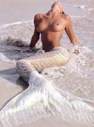 Mermaids nudes