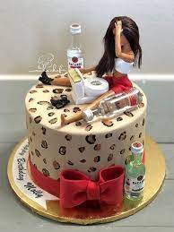 21st Birthday Ideas For Girls Unique 21st Alcohol Birthday Cake Diy Ide gambar png