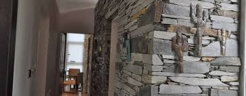 Use Flagstone For Covering Walls