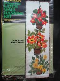 Nip Vintage Hanging Plants Latch Hook