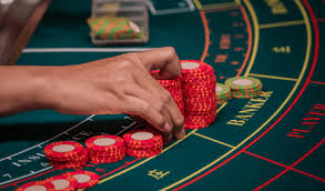 Hướng dẫn chơi casino trúng lớn 100% 