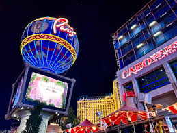where to stay in las vegas by a local