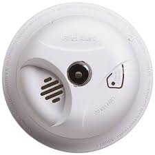 Your smoke alarm or smoke detector is a vital part of keeping your home safe from fire and smoke. First Alert Sa304cn3 Escape Light Smoke Alarm First Alert Store