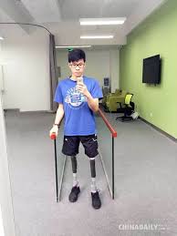 汶川地震中失去双腿的北川学生李安强将赴