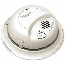 If the smoke detector beeping continues despite replacing the battery, remove the smoke alarm from the ceiling. Brk First Alert 9120b Smoke Detector For Sale Online Ebay
