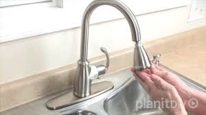 how to replace a kitchen faucet planitdiy