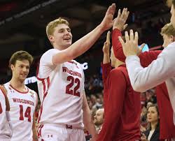 sports ilrated wisconsin badgers