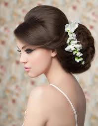 Bride hairstyle is created to accentuate the bride's beauty whether you have long hair or short hair, you need to find the best wedding hairstyles that are out there. 40 Best Wedding Hair Styles For Brides