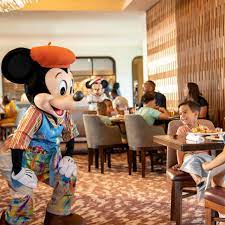 character dining in orlando guide to