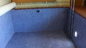 Um die badewanne genau an die ausformungen des trägers verkleben sie den hartschaumklotz mit fliesenkleber, wenn es keine revisionsöffnung geben soll. Revisionsklappe Badewanne Vorschrift Oder Ermessen