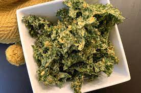 vegan cheesy kale chips dehydrated