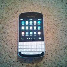 Features 4.2″ display, snapdragon s4 plus chipset, 8 mp primary camera, 2 mp front camera, 1800 mah battery, 16 gb storage, 2 gb ram. Modded Blackberry Q10 Blackberry Forums At Crackberry Com