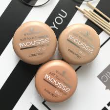 essence soft touch mousse foundation in