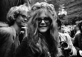 After the success of their 1968 album 'cheap thrills,' joplin launched a solo career that produced only two albums before her death at the age of 27 in 1970 of a heroin overdose. Janis Little Girl Blue Is A Portrait Of Janis Joplin As A Very Young Woman Vogue