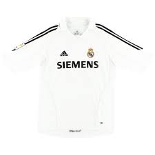 Great savings & free delivery / collection on many items. 2005 06 Real Madrid Home Shirt S For Sale 109879