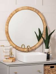 The best lighted makeup mirrors on amazon, nordstrom and simplehuman.com, plus professional picks for the best magnification for vanity mirrors and best 13 best lighted makeup mirrors for the most gorgeous results every time. 26 Beautiful Bathroom Mirror Ideas