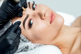 permanent makeup on eyebrows