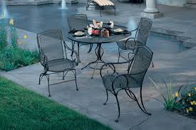 wrought iron patio furniture