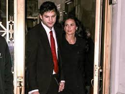 Demi, 56, has laid her marriage to ashton, 41, bare in her new memoir inside out, in which she alleges that the that 70s show actor cheated on her and asked for threesomes during their. Demi Moore Drops Shocking Revelations About Ashton Kutcher Assault And Sobriety Hollywood Gulf News