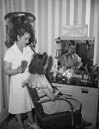 1940s hairstyles history of women s